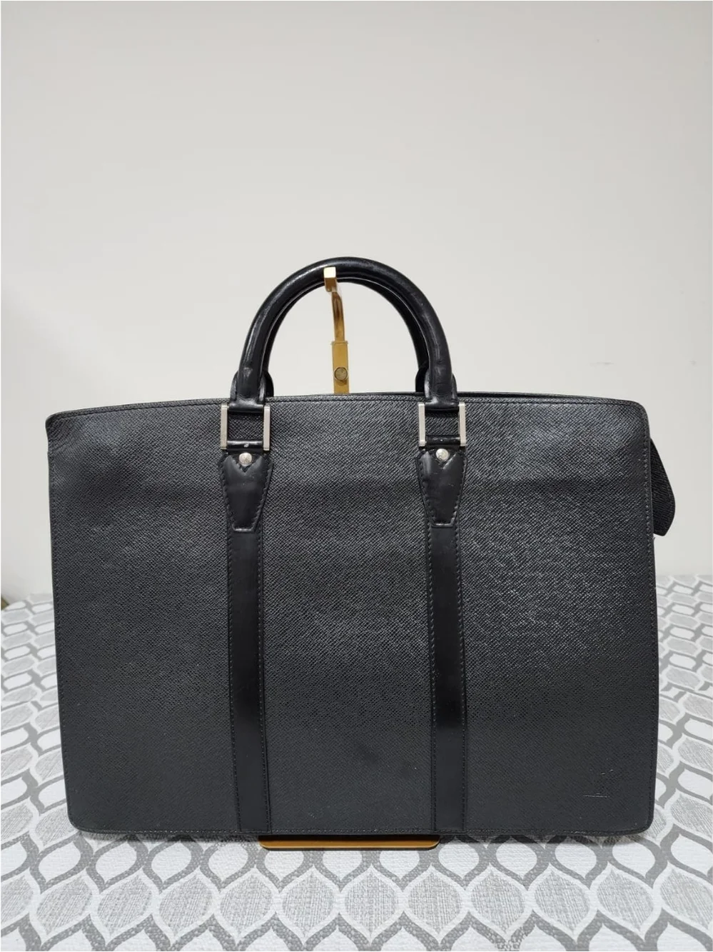 Louis Vuitton this authentic